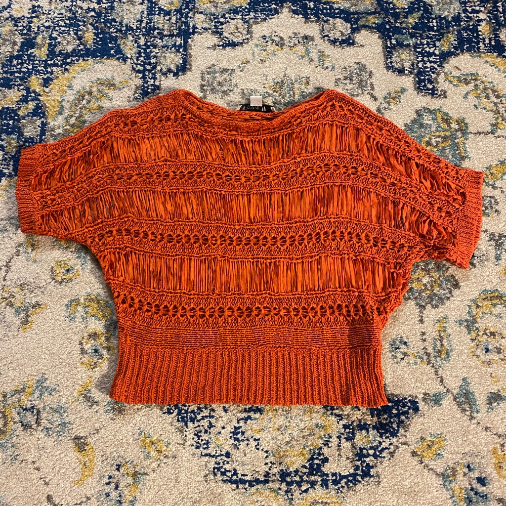 F21 Seethrough/Stringy Top